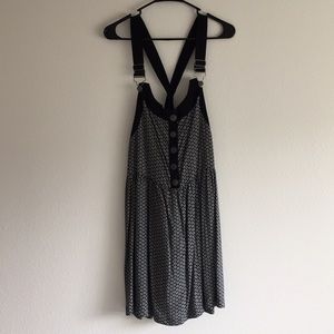 Cute floral overall dress!